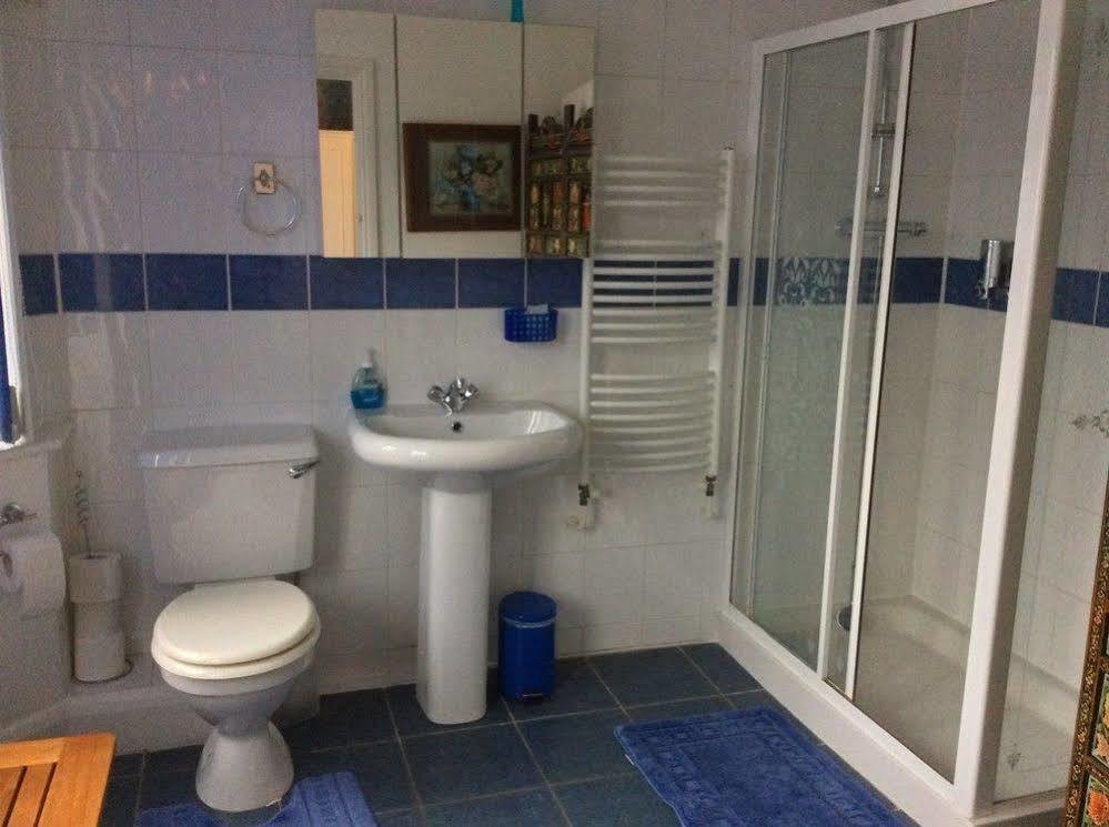 Bay Tree House Bed & Breakfast Барнет Екстер'єр фото