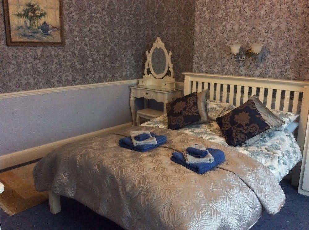 Bay Tree House Bed & Breakfast Барнет Екстер'єр фото