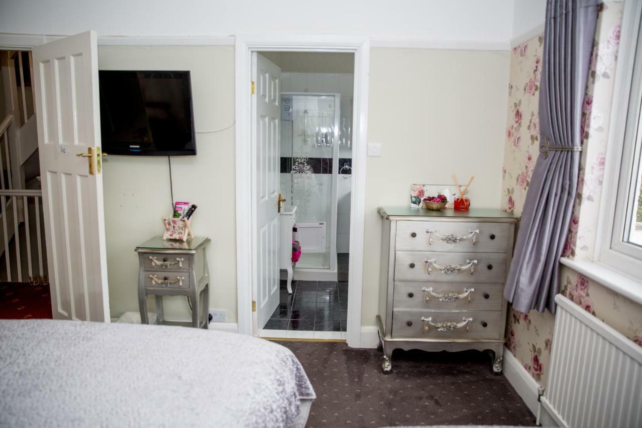 Bay Tree House Bed & Breakfast Барнет Екстер'єр фото